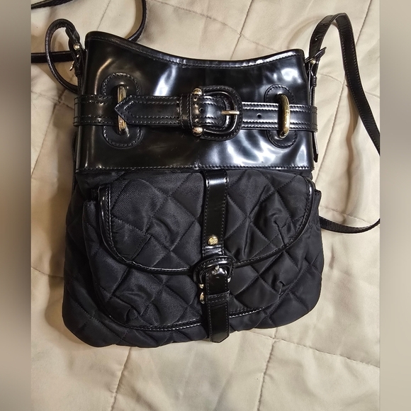 Handbags - Elegant BURBERRY Black Quilted Crossbody Bag